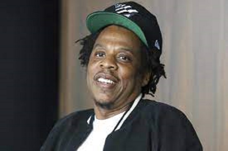 Jay-Z répond aux critiques sur sa richesse : « Nous nous sommes suicidés pour accéder à cet espace »