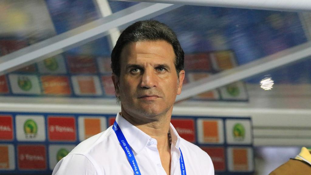 Éperviers du Togo : le futur sélectionneur Paulo Duarte limogé par son club