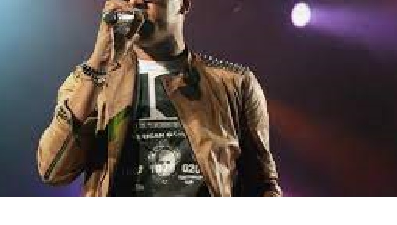 Homose3ualité dans le showbiz : cette star de la musique congolaise fait des révélations