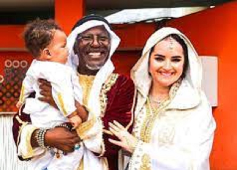 Aelyssa Darragi : la nouvelle compagne d’Alpha Blondy séduit la toile avec cette magnifique photo