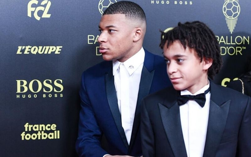 Kylian Mbappé : nouveau trophée et un record pour le génie français, le Real Madrid taclé