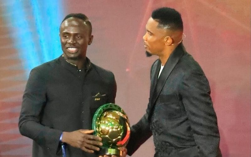 CAN 2021 : Samuel Eto’o lance un défi à Sadio Mané devant une légende sénégalaise (vidéo)