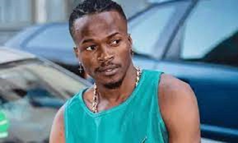 Debordo Leekunfa : l’ex-ami de DJ Arafat annonce son retour avec un bébé