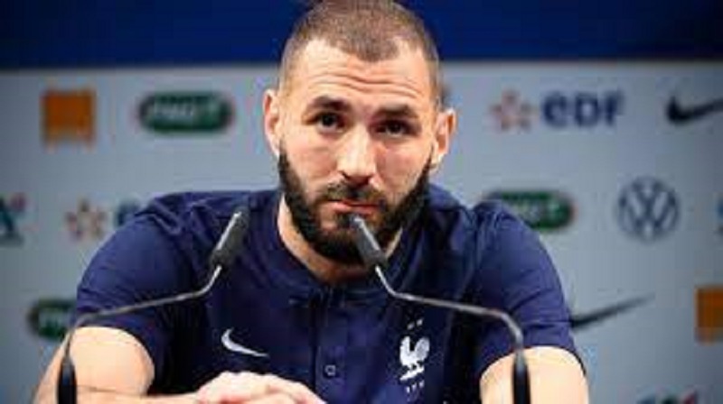 Benzema :  »Celui qui critique Messi c’est qu’il … » ; surprenantes révélations sur les performances de la Pulga au PSG