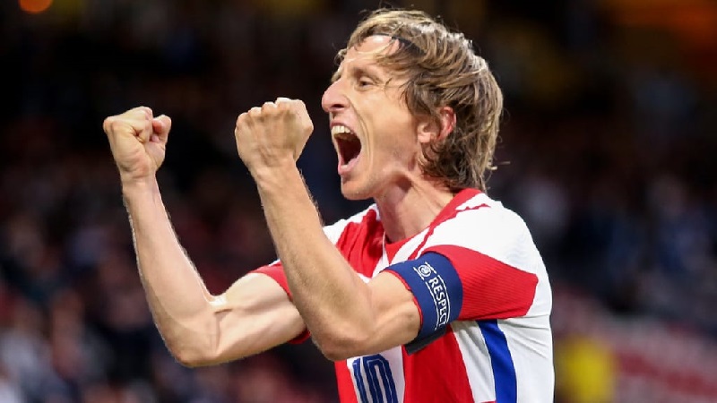 Euro 2020 / 8e de finale : Luka Modric qualifie la Croatie et fait un record