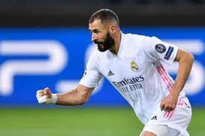 Mercato : Karim Benzema se voit au PSG en…