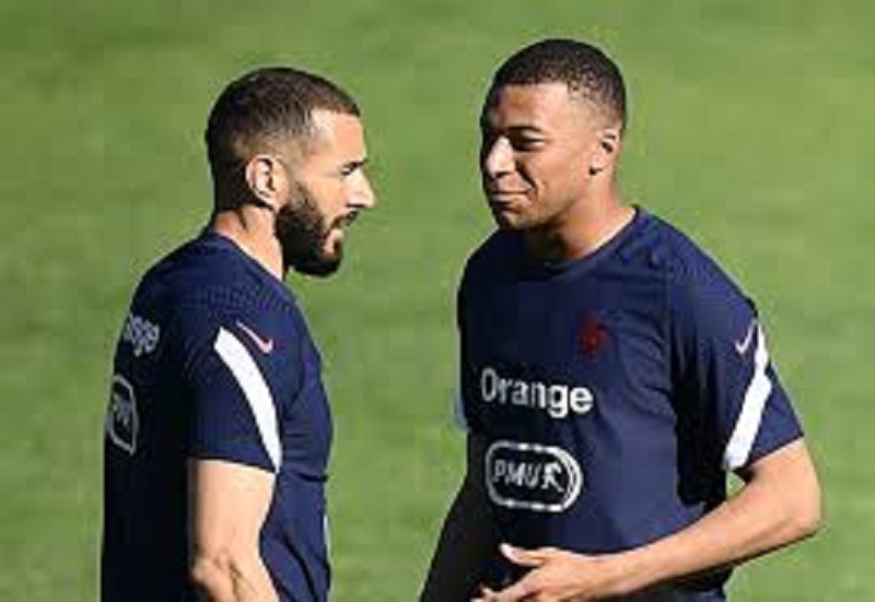 « C’est pour toi mon frère », la belle combinaison entre Benzema et Mbappé rassure les Français (vidéo)