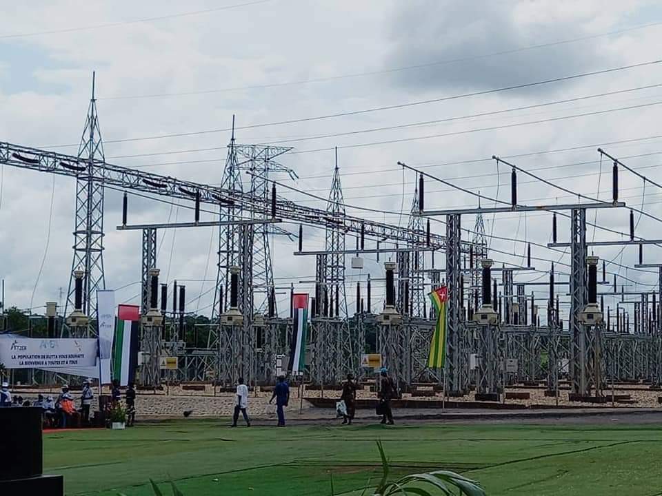 Togo : Faure Gnassingbé inaugure la centrale solaire de Blitta