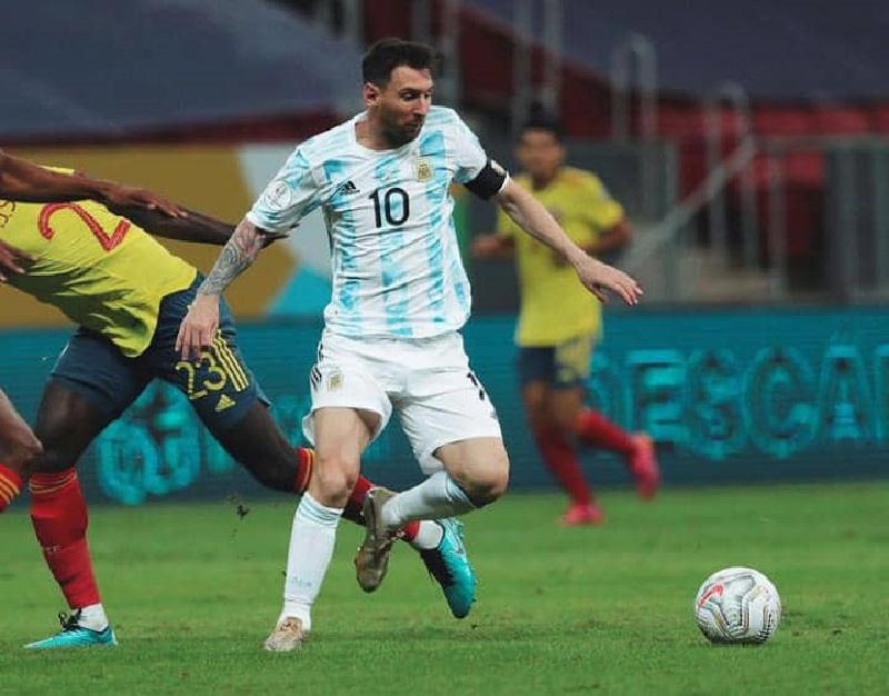 Humilié par Messi, ce joueur adresse un message au roi du Barça