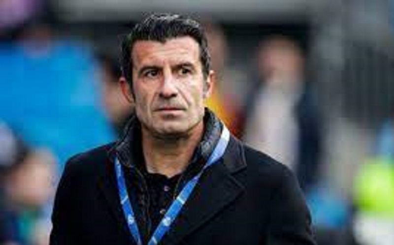 Real Madrid : Luis Figo réagit aux conversations privées du président du club espagnol
