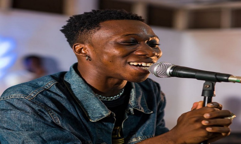 J-Gado : l’artiste aux anges après ce geste d’un de ses fans (photo)