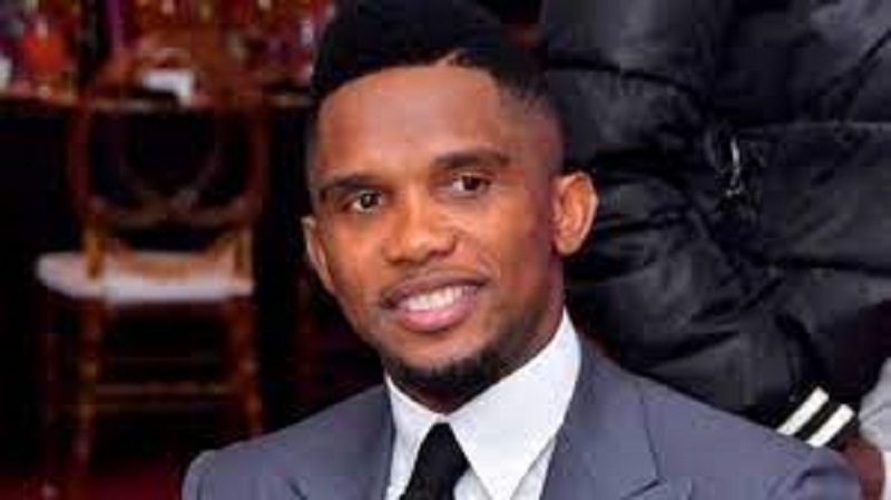 Samuel Eto’o : la star s’affiche avec son amour et fait jaser (photo)