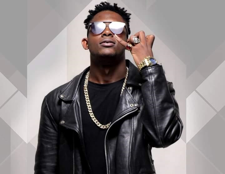 Tenor fou de joie : le rappeur surprend les fans avec cet incroyable record
