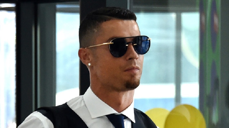 Cristiano Ronaldo : le joueur offre un joli cadeau à Davido (photo)