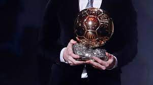 Lewandowski recule : voici le nouveau classement des favoris pour le Ballon d’or 2022