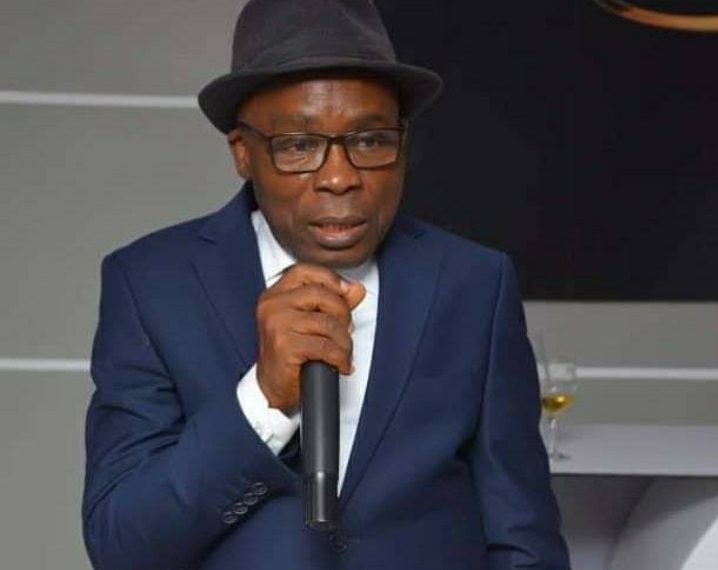 Côte d’Ivoire : Gohou Michel s’affiche avec sa « nouvelle épouse » et embrase la toile (photo)