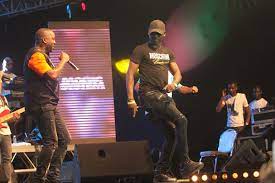 Coupé-décalé : lourd duel entre A’salfo et Le Molare à un concert de Magic System