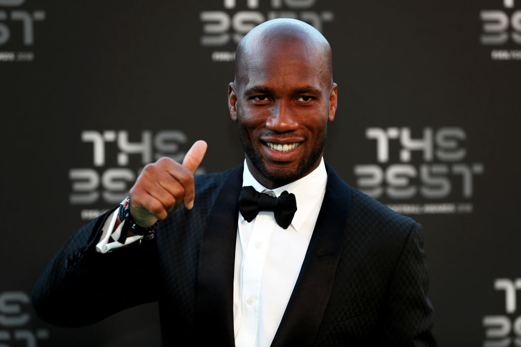 Ballon d’Or 2021, coup de tonnerre : cette photo de Didier Drogba et… 2021 enflamme la toile