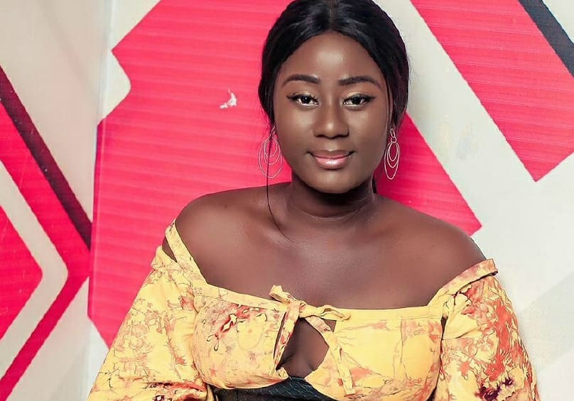 Eunice Zunon : ''Je vous ai fait quoi ?", la compagne de Ténor n'arrive pas à digérer ce sale coup (photos)