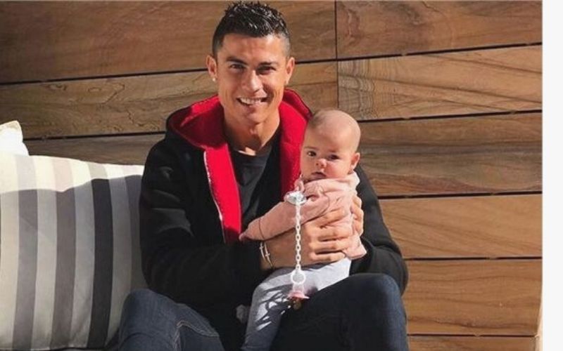 « Félicitations, princesse de papa » ; très bonne nouvelle pour Cristiano Ronaldo et son adorable fille (photo)