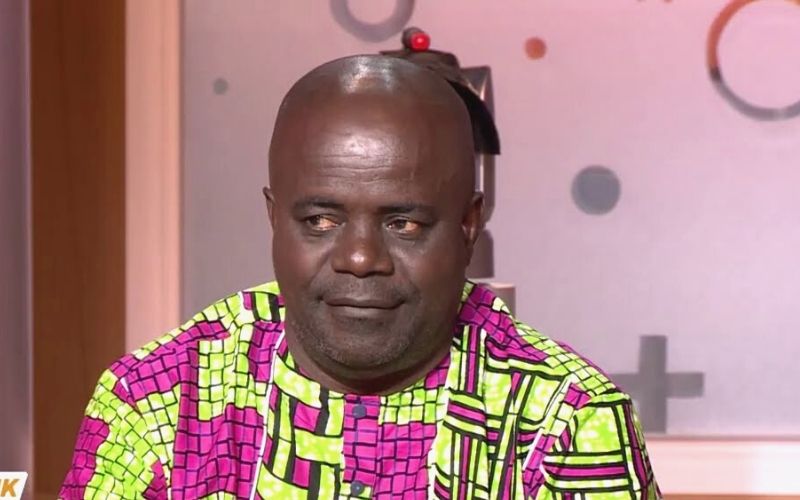 Guehi Veh : « Je les vends pour avoir à manger » ; Miraculé d’un AVC, l’humoriste ivoirien dans une situation déplorable