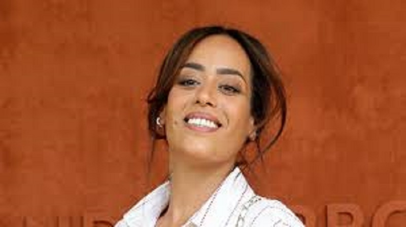 Amel Bent : l’artiste a accouché de son 3e enfant, le sexe du bébé connu (photo)