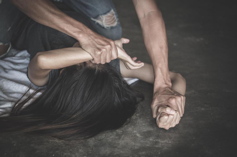 Violences sexuelles : ce pays adopte une nouvelle loi qui consiste à castrer les violeurs reconnus coupables de récidives