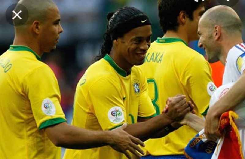 Zidane 3e, Ronaldinho 4e : voici les 10 joueurs maîtres du passement de jambes
