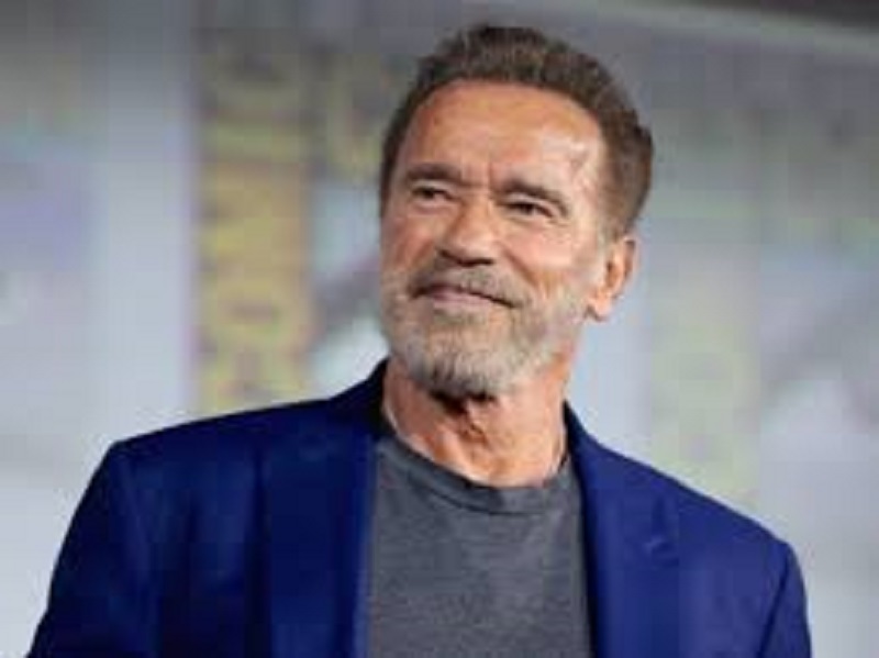 Arnold Schwarzenegger :  “Vous êtes mes nouveaux héros” ; la star livre un message plein d’amour aux Russes