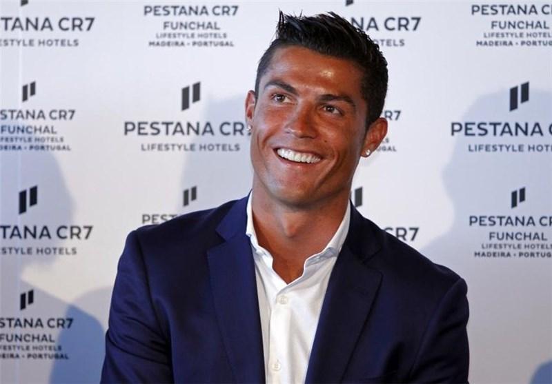 CAN 2021 : « Cristiano Ronaldo » fait irruption au stade pendant le match Burkina-Tunisie ;  le stade explose (vidéo)