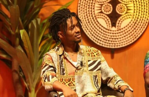 KS Bloom :  »C’est une chose inhabituelle pour un homme de Dieu », ce geste de l’artiste crée la polémique (photo)