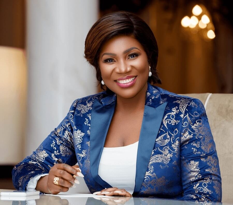  »L’amour que j’avais pour les ivoiriens a été beaucoup écorché », Coach Lady Sonia se confie et choque (vidéo)