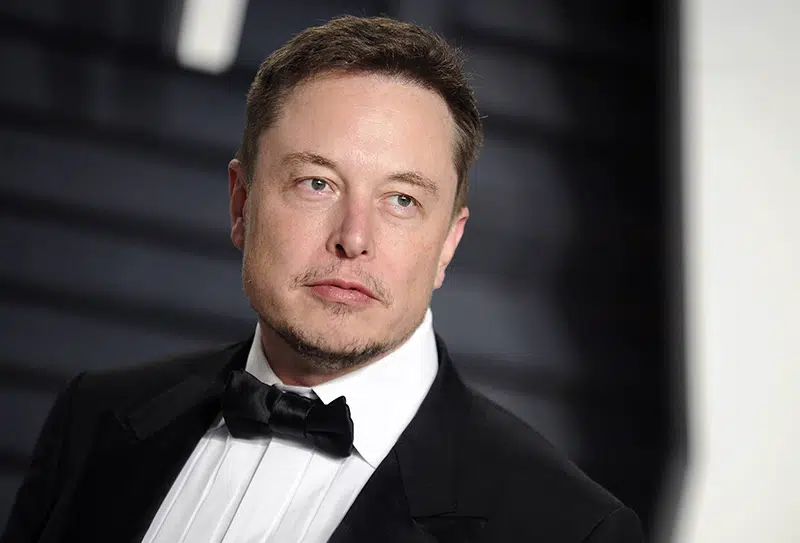 Elon Musk : le milliardaire renonce à… après avoir pris le contrôle de Twitter
