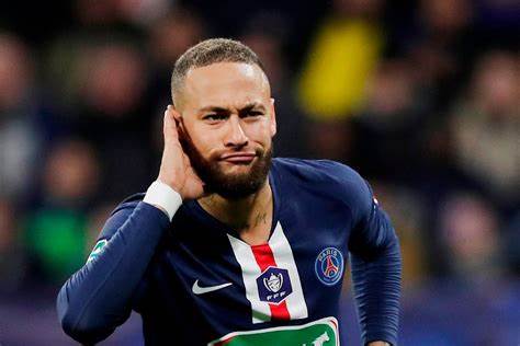 CAN 2021 : le clin d’œil de Neymar à Samuel Eto’o après la victoire du Cameroun (vidéo)