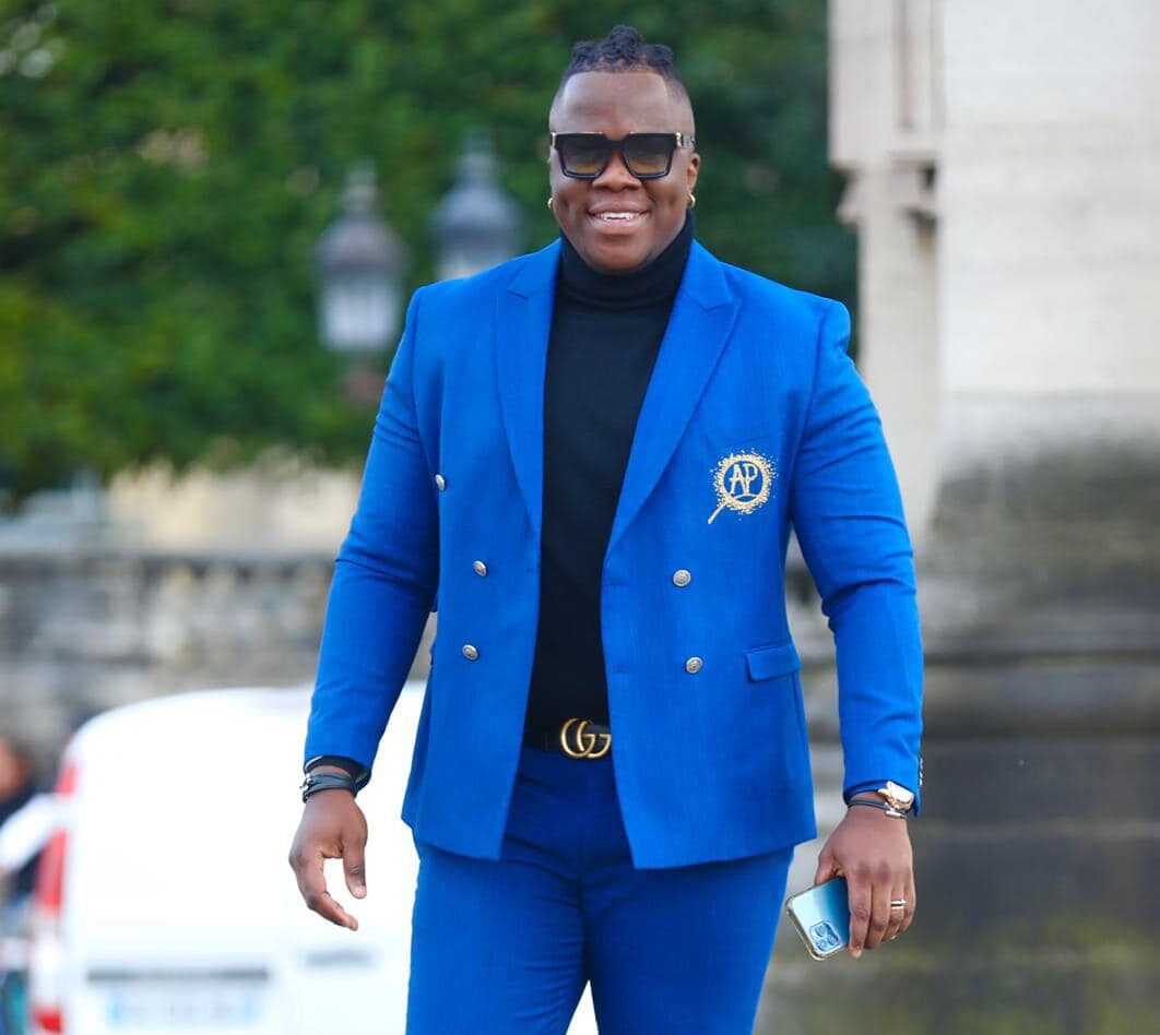  »Si tu n’as rien à faire dans la musique, va au village », Apoutchou National recadre Tiesco le Sultan pour avoir injurié Emma Lohoues