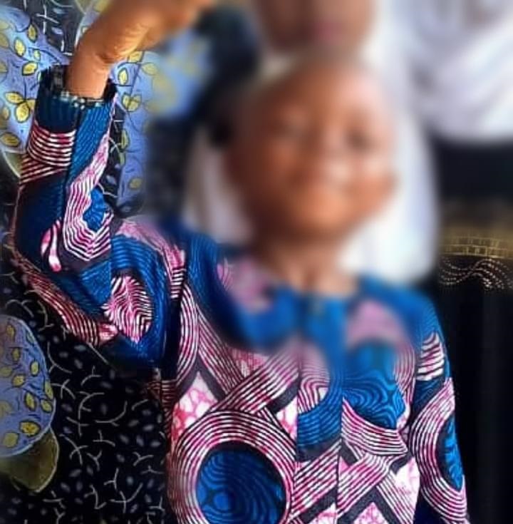 Togo/Drame : un élève décède suite à une punition que lui a fait subir sa maîtresse ; les internautes sous le choc (photo)
