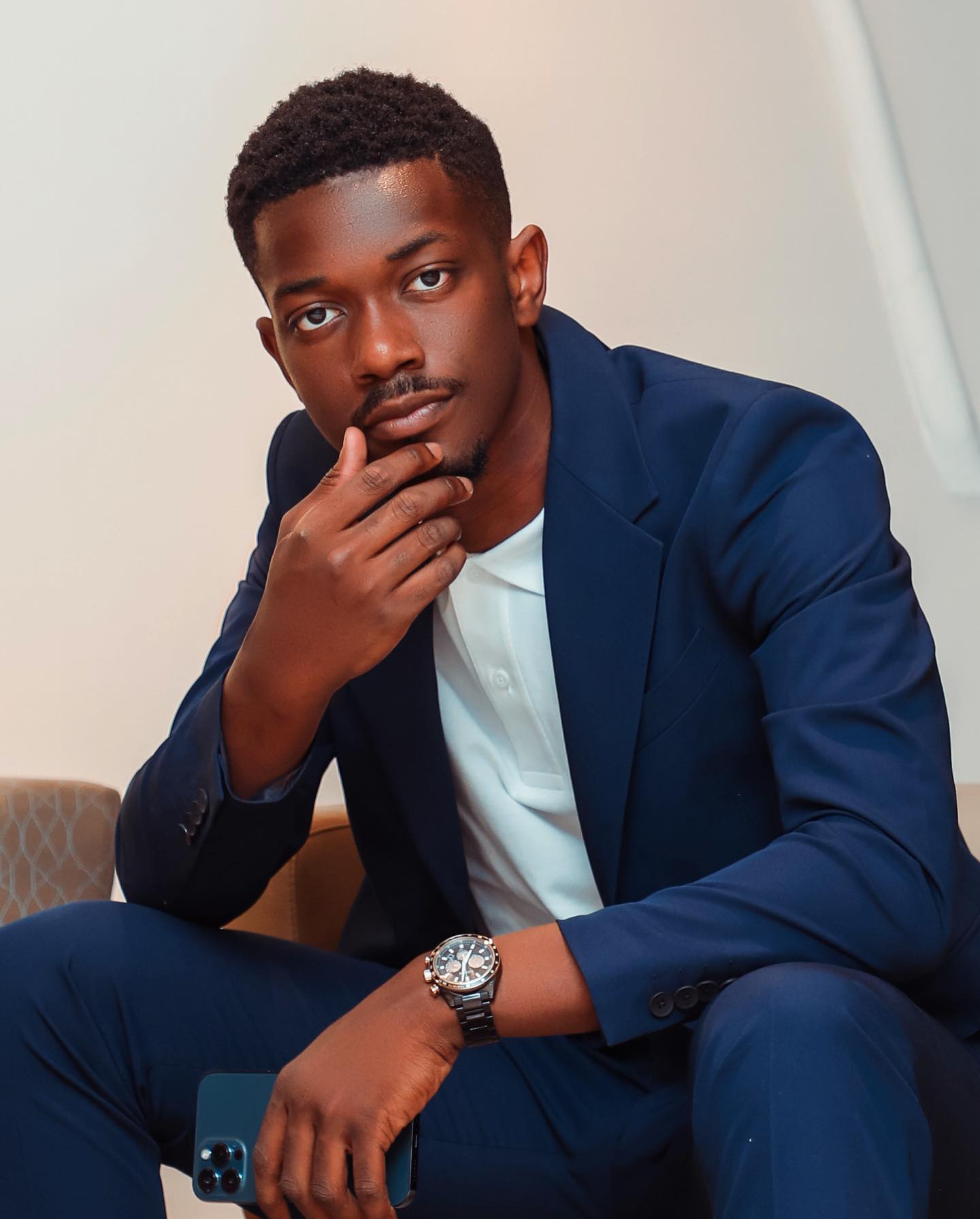 Jonathan Morrison : »Je vais exploser les réseaux sociaux et faire dormir les Ivoiriens »; l’ex de Maria Mobil fait une surprenante annonce (photo)