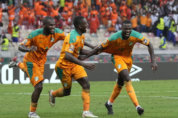 CAN 2021 :  »Après ils diront que nous sommes des frères. Arrêtez votre hypocrisie »; l’énorme coup de gueule de cet Algérien à l’endroit des Éléphants (vidéo)