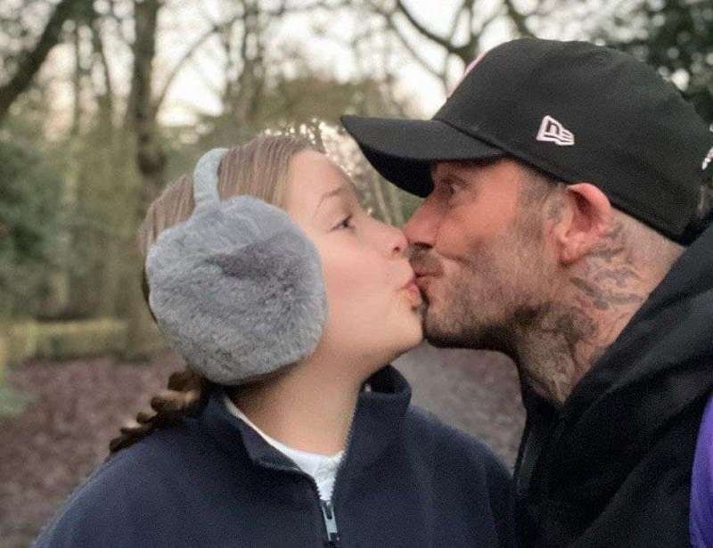 David Beckham embrasse sa fille sur la bouche et se fait critiquer sur la toile (photo)