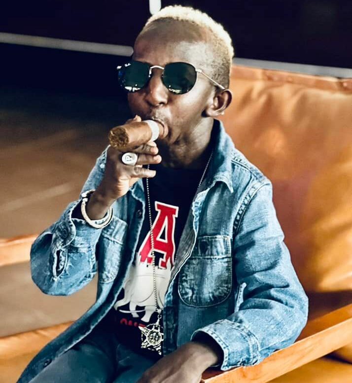 Grand P a finalement  »renié » la Guinée : l’artiste a trouvé son nouveau paradis (photos)