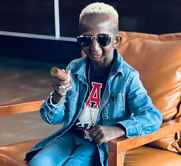 Grand P : le  »chéri » d’Eudoxie Yao recadre un internaute; la toile sous le choc (photo)