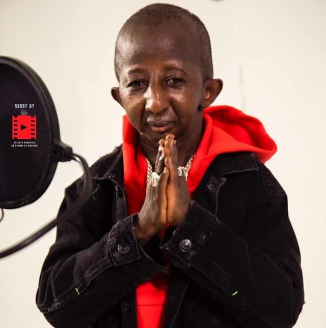Grand P inconsolable : l’artiste déstabilisé par la mort de son  »frère » (photo)