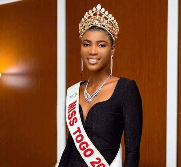 Bonne nouvelle pour Adjo Jacqueline Estelle TOSSOU : La Miss Togo 2022 à Paris pour un …