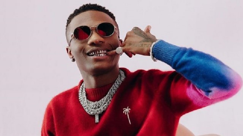 Wizkid :  »Je ne crois pas en la religion ! « ; la star révèle la source de sa richesse et choque la toile