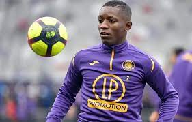 Côte d’Ivoire : Max Gradel organise un test de recrutement de joueurs pour son club de foot, voici les infos (photo)