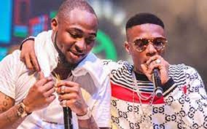 Nigeria : Wizkid et Davido surpris en train de …
