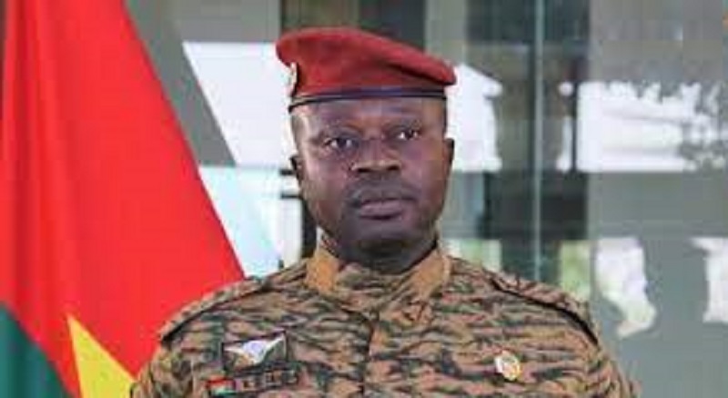 Burkina Faso : Le Colonel Damiba à Lomé après sa destitution