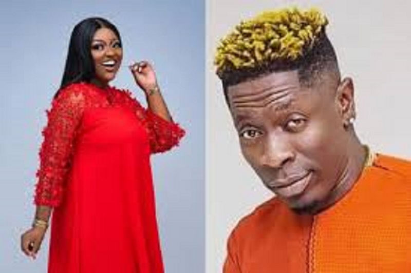 Shatta Wale : ça chauffe, le célèbre rappeur déclare la guerre à Jackie Appiah , les faits (vidéo)