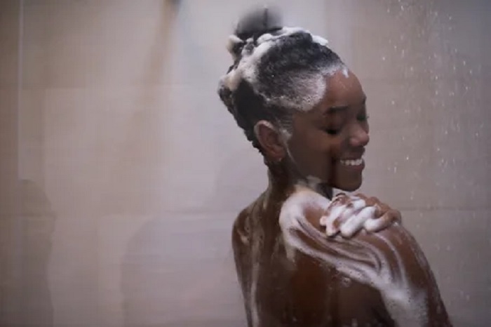 Prenez-vous votre douche correctement ? Voici pourquoi vous ne le faites peut-être pas