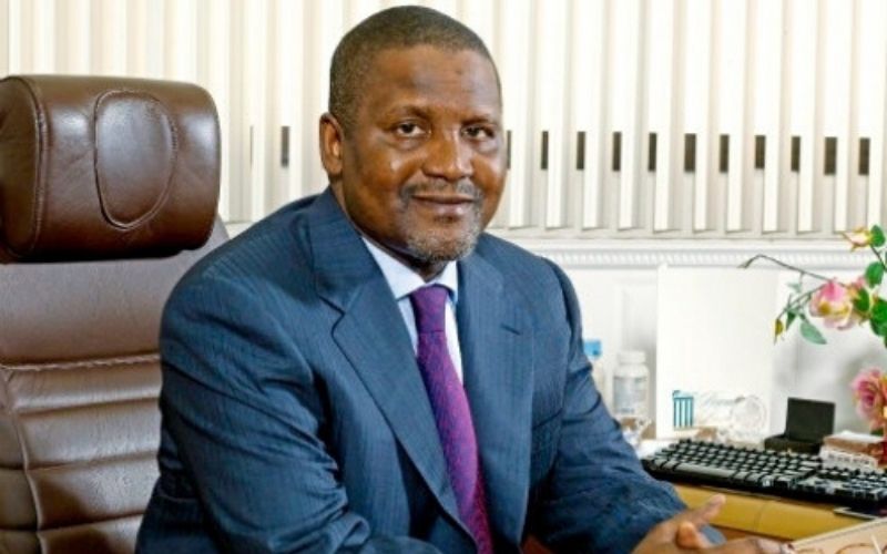 Aliko Dangote : « Je lui ai dit de ne pas aller au Nigeria sauf si… » ; ce pasteur sosie du milliardaire enflamme la toile (photo)